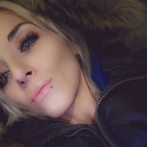 Meet your Posher, Kelyn - Picture 3 of 6